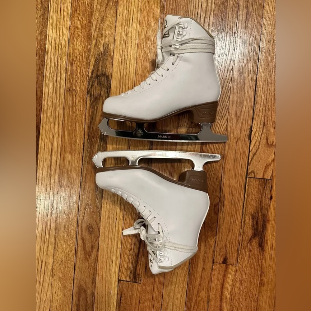 Jackson Ice Skates Evo Fusion Ladies FS2020 with Mark IV Blade